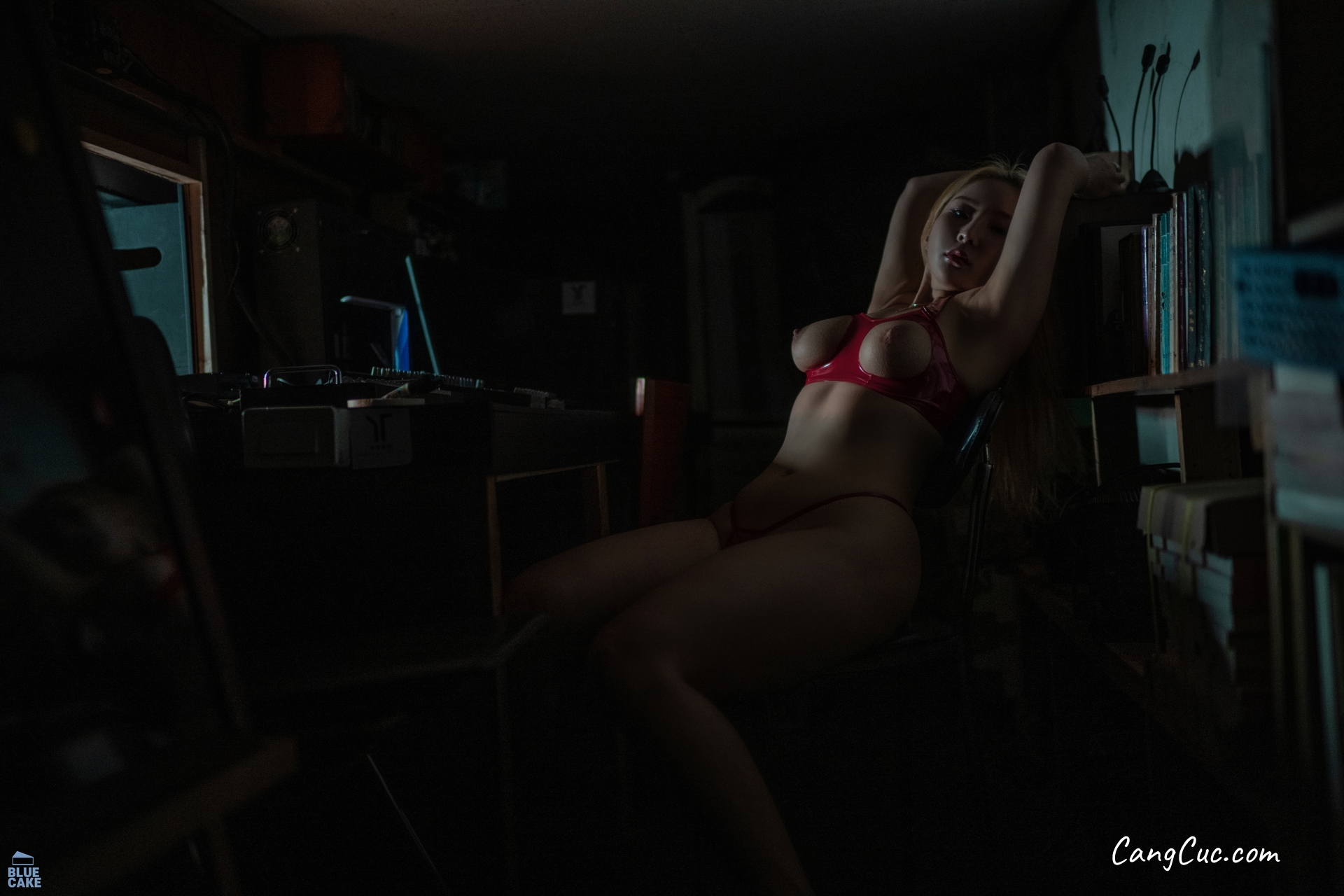 [BLUECAKE] Jinju: The Back Stage (+RED.Ver) ảnh 48